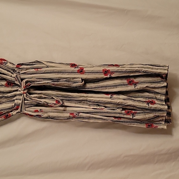 NWOT FATE BY LFD DRESS - Picture 4 of 5